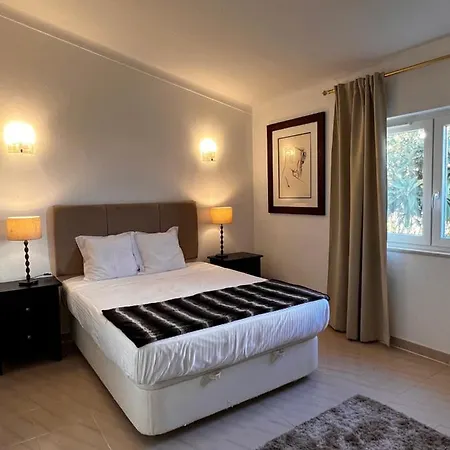 Private With Pool In * ラゴス